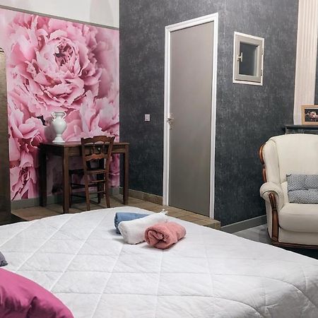 ホテル La Salabertie バニャック エクステリア 写真
